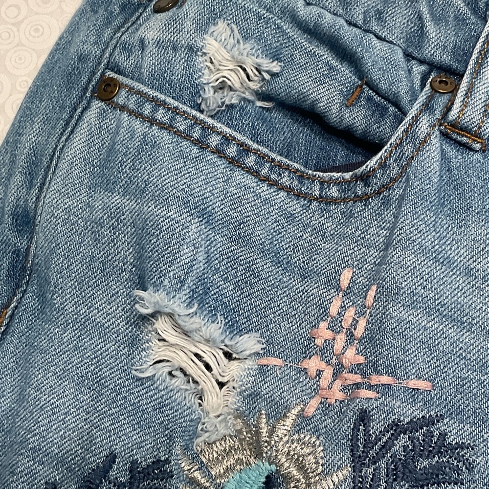 LVPL Embroidered Crop Wide Leg Denim Heathstone Jeans - Picture 6 of 8